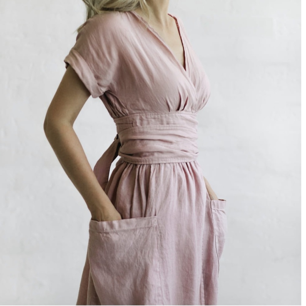 Seaside Tones Linen Dress - Picture 4 of 11